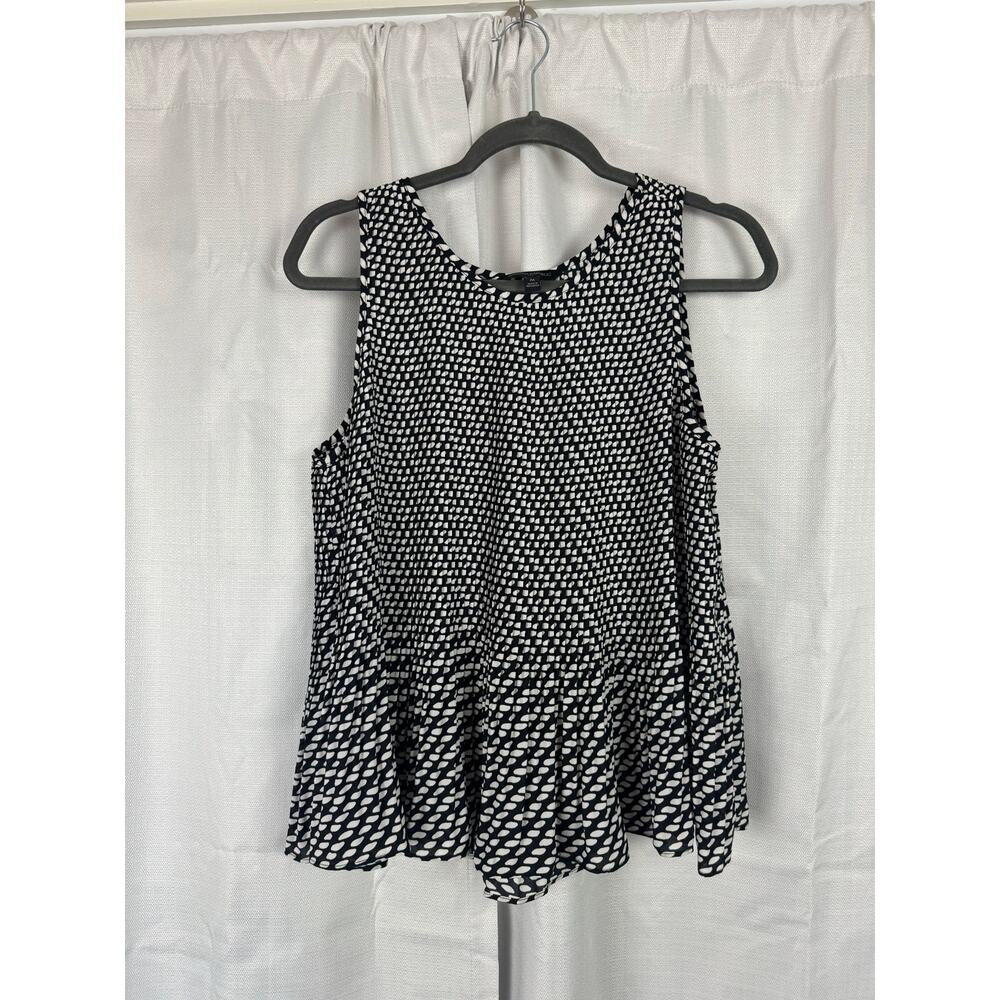 Banana‎ Republic Peplum Tank Top Black White Flowy Minimalist Chic